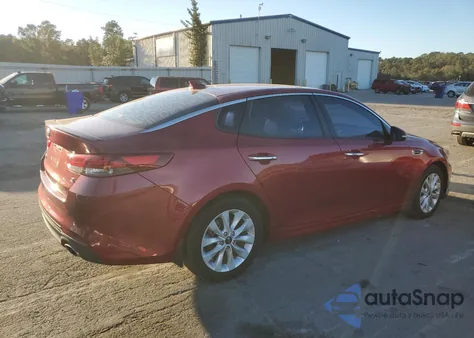 2018 Kia Optima Lx z USA, uszkodzony, nr VIN 5XXGT4L37JG182945